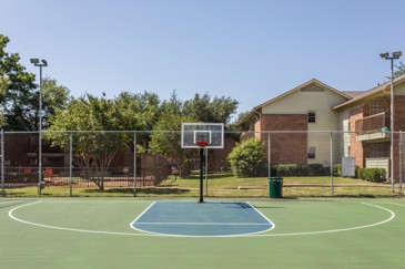 Fox Trails - Basketball Court