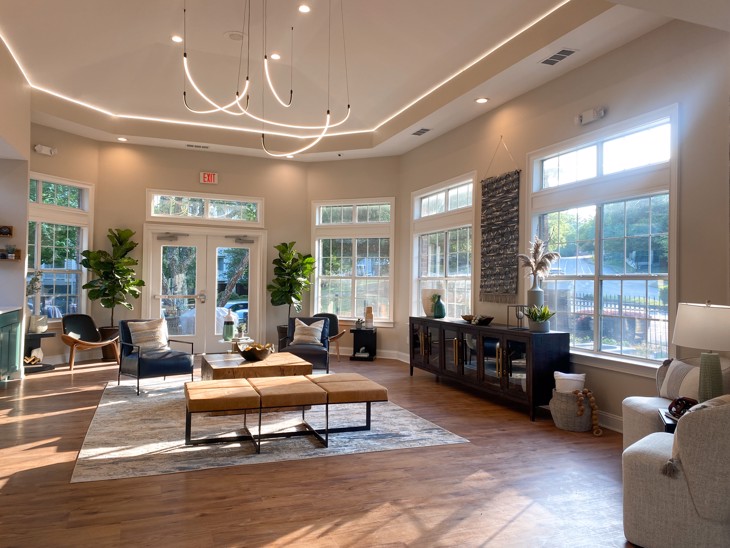 Jefferson at the Perimeter Apartments Available in Dunwoody, GA