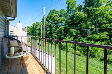 Avery Point - Balcony