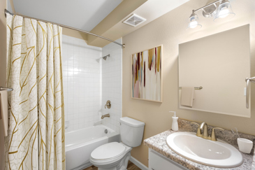 Bella Terra at City Center - Bathroom