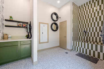 Bristol Village - Pet Spa