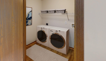 Hilliard Park - Laundry - Home