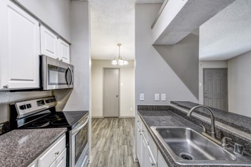 Vue at Knoll Trail - Kitchen