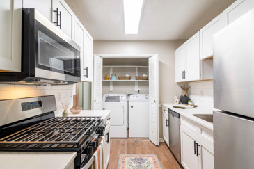 Rosemont at East Cobb - Kitchen