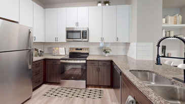 Creekstone at RTP - Kitchen