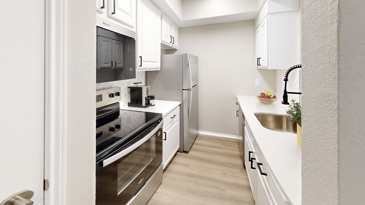 Vue at Knoll Trail - Kitchen