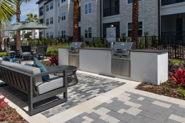 3030 at Apopka - Grill Area