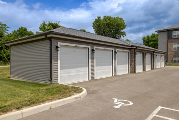 The Retreat at Canal - Garage