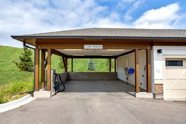 Destination at Arista - Car Wash