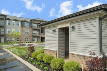 The Retreat at Canal - Mail Center