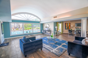 Leasing office & Business center