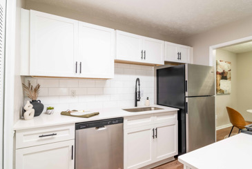 Rosemont at East Cobb - Kitchen