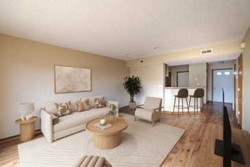 Hilliard Park - Living Room
