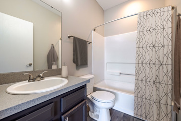 The Commons at Canal Winchester - Bathroom