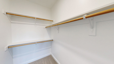 Double Creek Flats - Closet