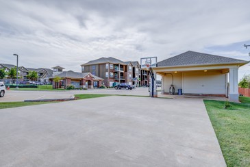 The Shores - Basketball Court