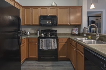 The Enclave at Tranquility Lake - Kitchen