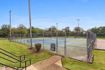 Villages at Spring Hill - Tennis Court
