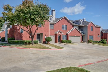 Lakeside at Coppell - Exterior