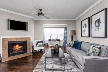 Arbors River Oaks - Living Room