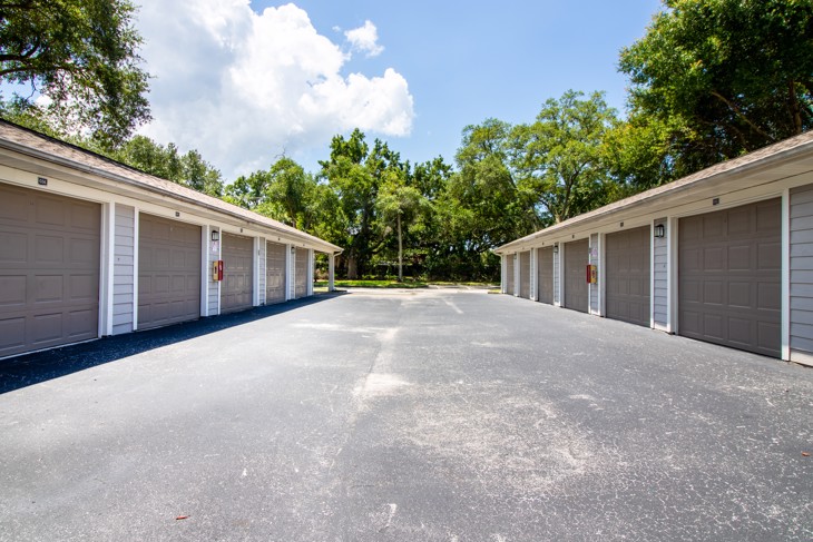 Tampa Apartments for Rent | Rocky Creek Apartment Homes