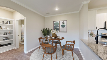 The Shores - Dining Room