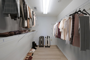 Bennington Pond - Closet