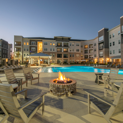 Pool side firepit