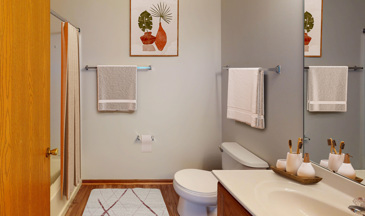 Hilliard Park - Bathroom