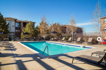 Bristol Village - Pool