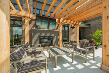 The Retreat at Canal - Fireside Lounge