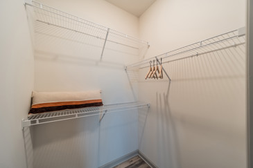 Highland Ridge - Closet