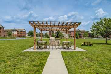 Riverford Crossing - Grill Area