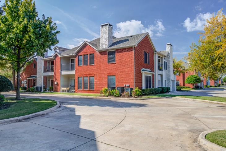 Apartment In Coppell