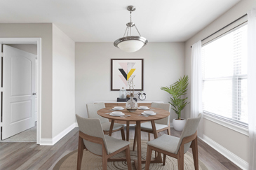 Autumn Breeze - Dining Room