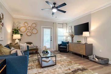 Image of the living room at Waterstone At Big Creek.
