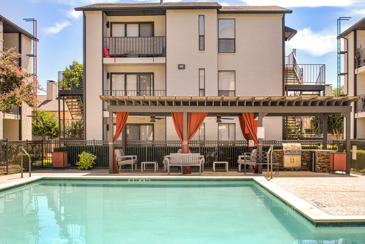 Vue at Knoll Trail - Pool
