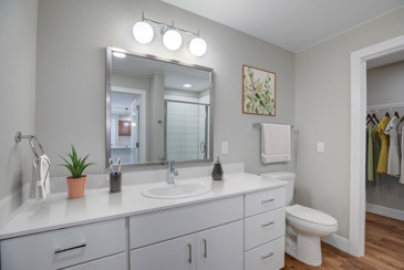 Flatiron Flats - Bathroom