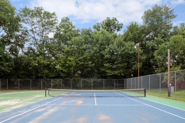 Jamestown at St. Matthews - Tennis Court