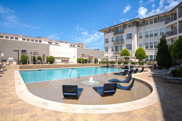 VV&M - Pool