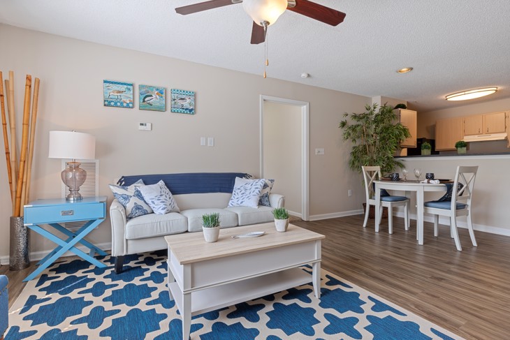 Cherry Grove Commons | North Myrtle Beach Apartments