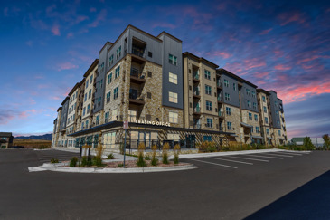 Flatiron Flats - Leasing Office