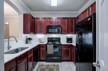 Sixteen50 at Lake Ray Hubbard - Kitchen