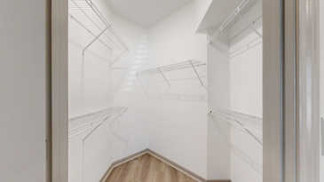 Avenues at Craig Ranch - Closet