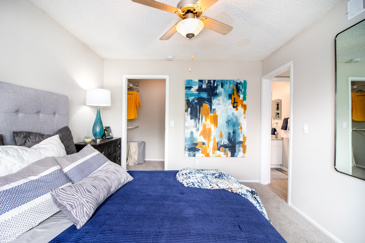 Vantage on Hillsborough - Bedroom