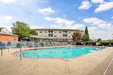Westmont Commons - Pool