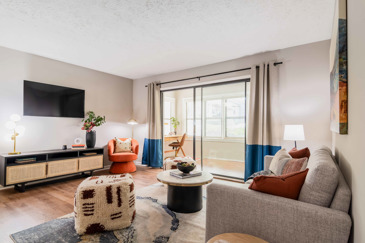 Rosemont at East Cobb - Living Room